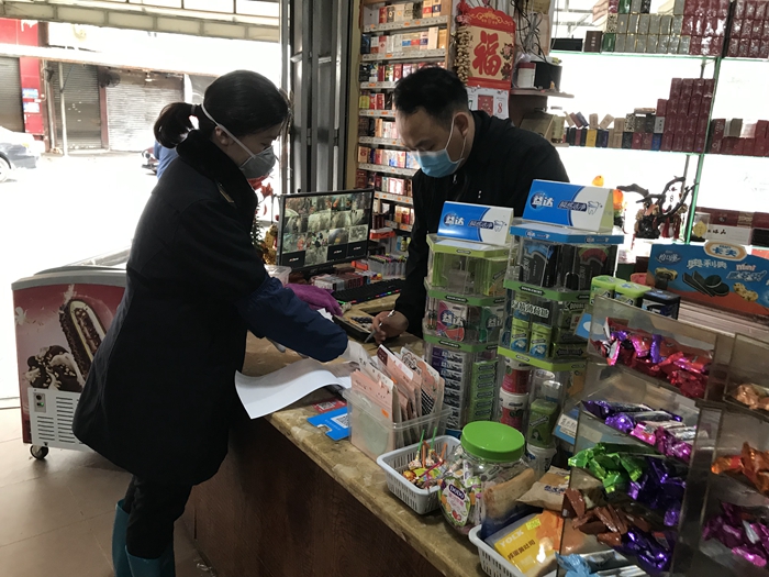 基層女同志巾幗不讓須眉，在疫情防控中英勇奮斗7.jpg