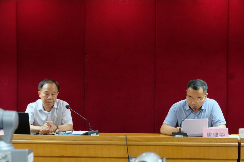 190820開講啦！憲法法治專題講座江門市自然資源全系統(tǒng)都來打call！ (4).jpg